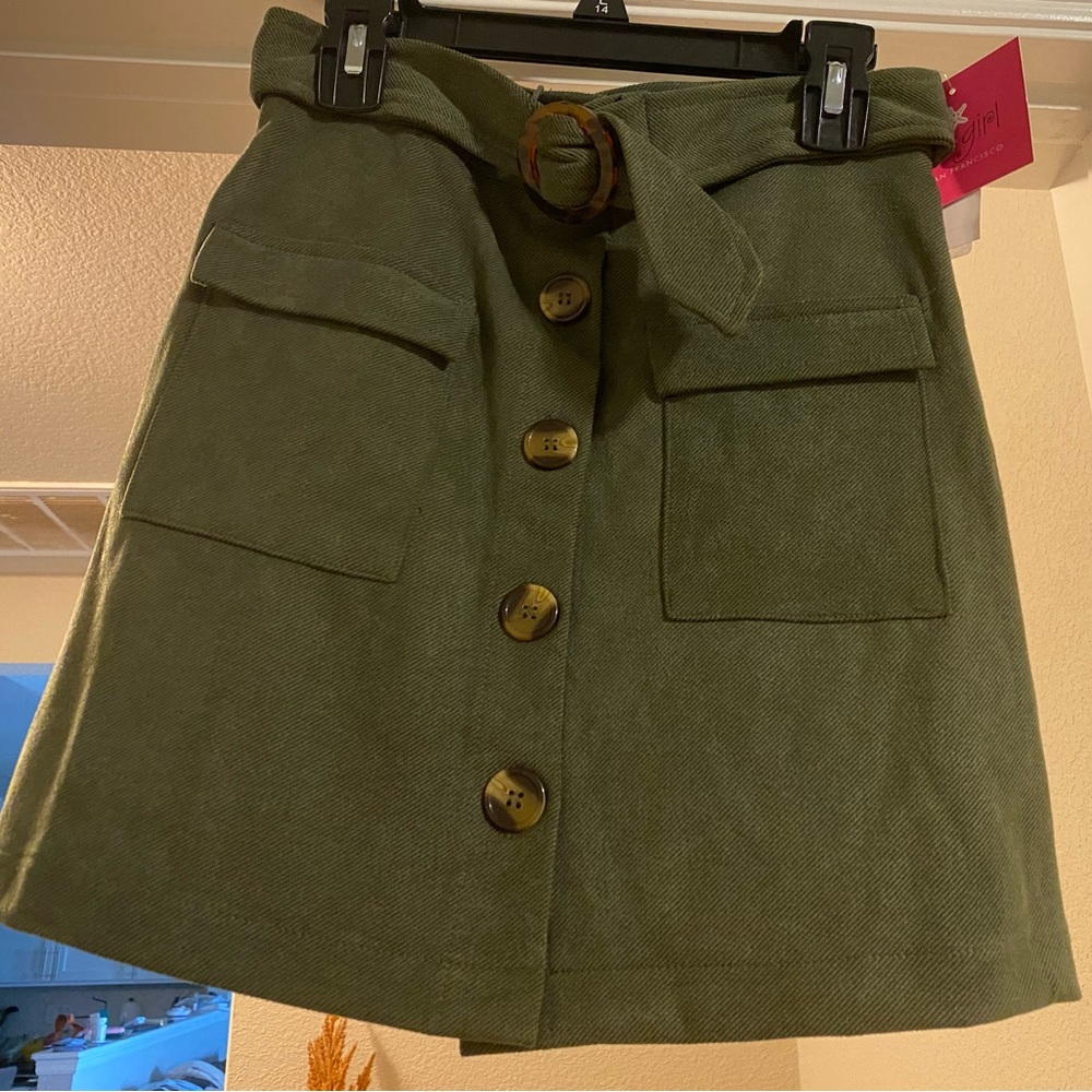 NWT Girls skirt